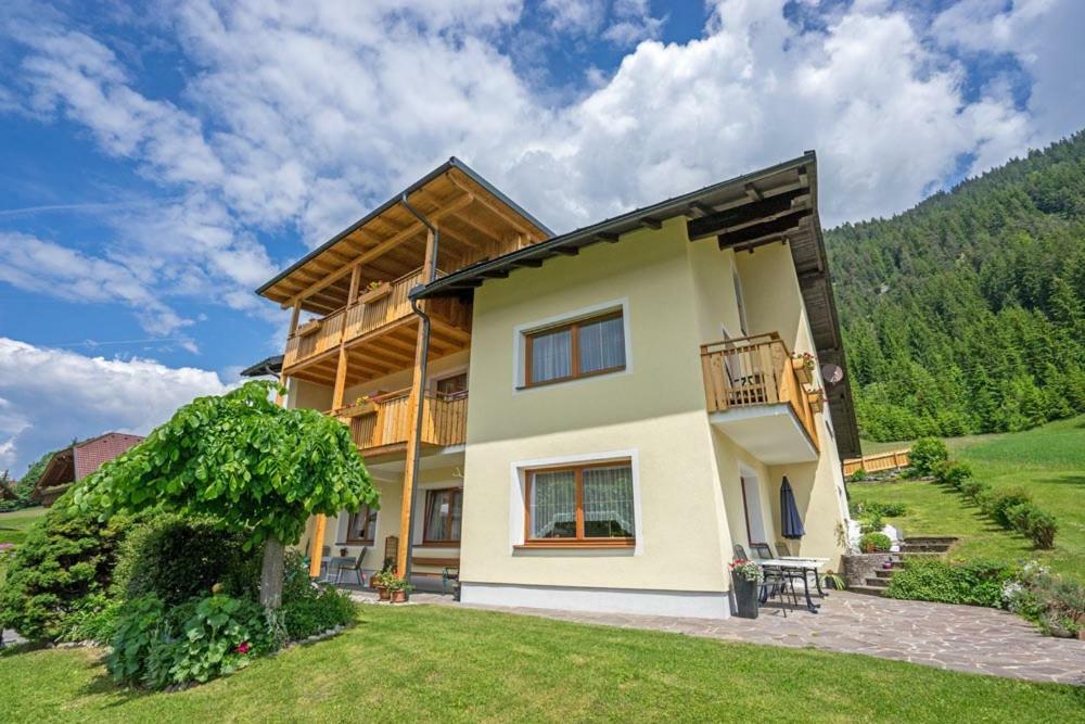 Haus Lackner Am Weissensee In Kaernten 외부 사진